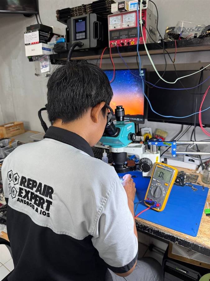 Bali Phone Repair technician service documentation